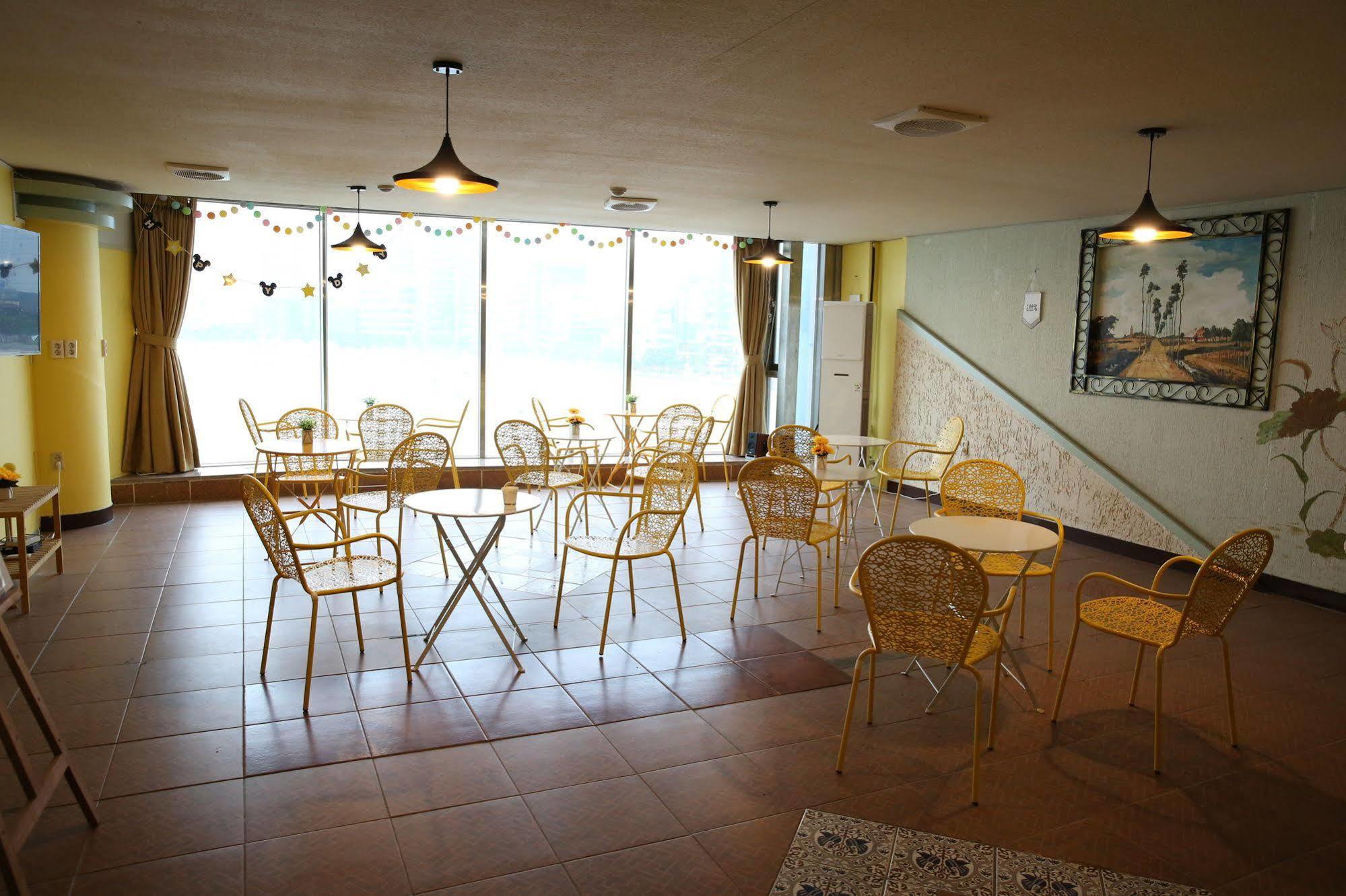 Yes Guesthouse Pusan Zewnętrze zdjęcie